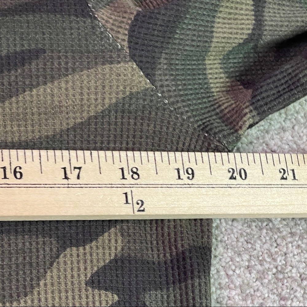 RDI Olive Green Camo T shirt Crew Neck Long Sleeves Waffle Knit M - Picture 5 of 7